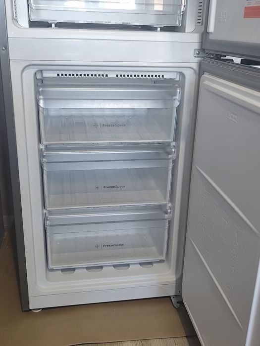 Продам холодильник Indesit