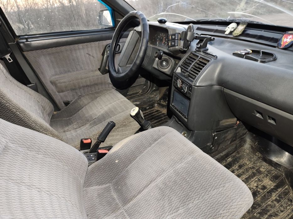 Продам жигули 2112