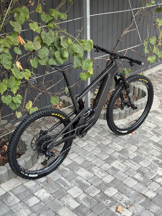 Santa cruz heckler (107 км пробіг)27.5/29 e bike shimano ep8