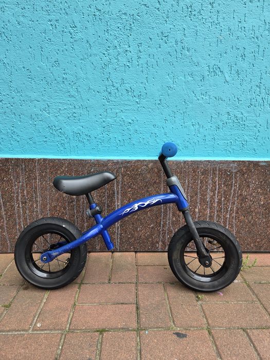 Біговел  Globber Go Bike