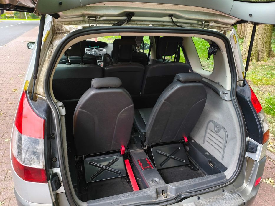 Renault Grand Scenic 2.0 benzyna, 2005 r. – 7 miejsc – 198 000 km