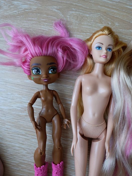 Ляльки Barbie, Simba.