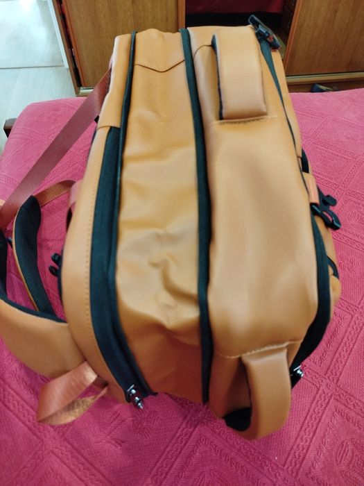 Mochila / mala com várias bolsas