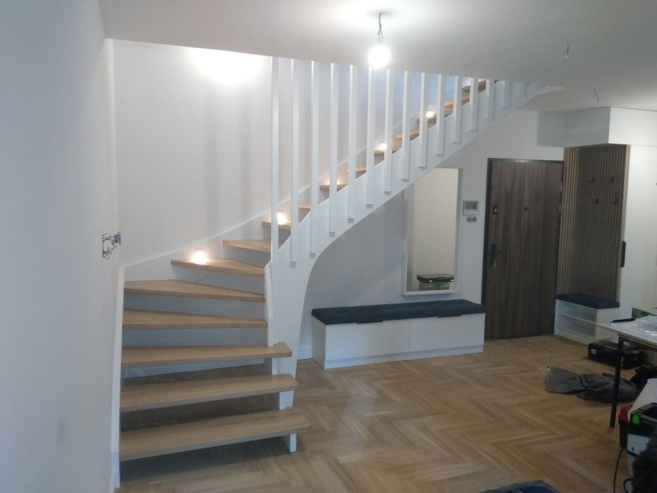 SCHODY DREWNIANE, dywanowe, samonośne, półkowe, metalowe, strychowe