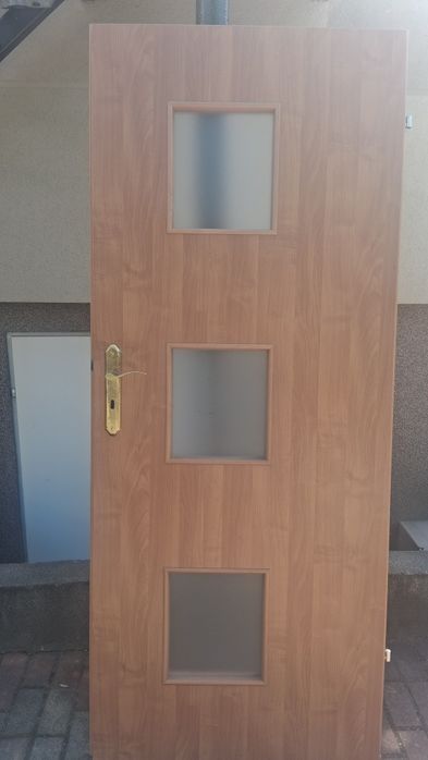 Drzwi wewnętrzne 80cm i 70 cm wysokie 2 m