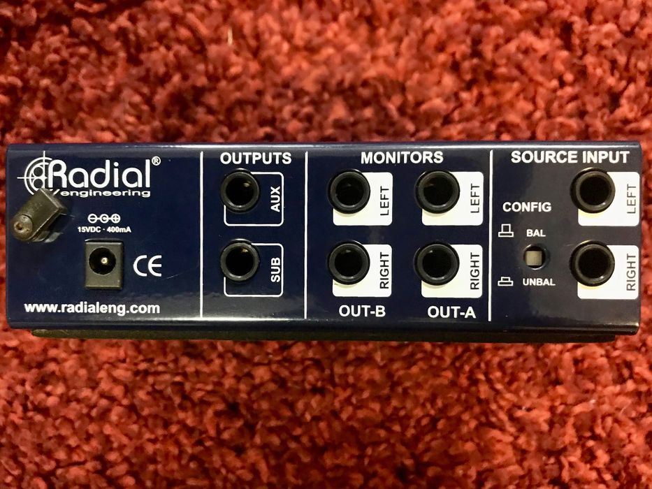 Pedais e Material de Estúdio