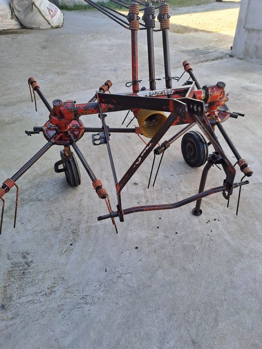 Volta Fenos/ Virador de feno