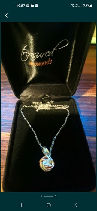 Naszyjnik srebrny avon