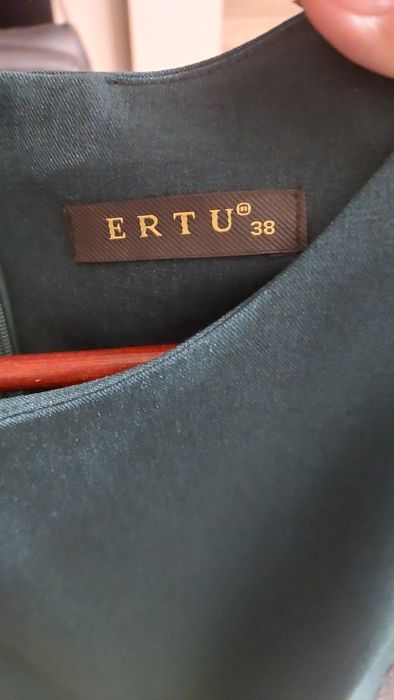 Плаття святкове .1000 грн. Зелене розмір 38, хс