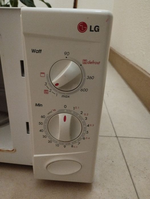 Microondas LG a funcionar