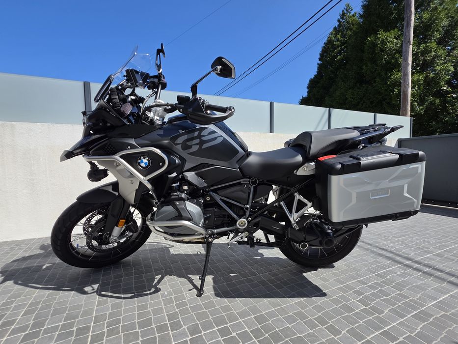 BMW GS R1250 Triple Black