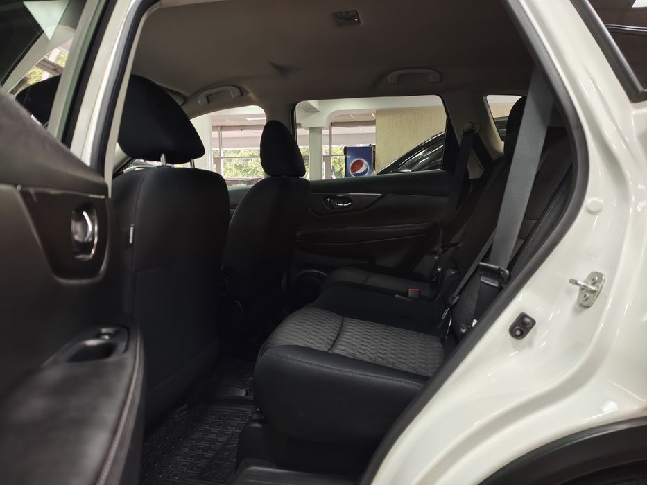 Nissan Rogue 4WD 2.5і 16V АКПП 2020 р.в. (170 к.с.)