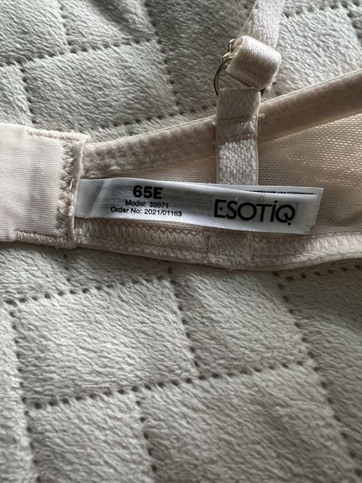 Biustonosz Esotiq 65E