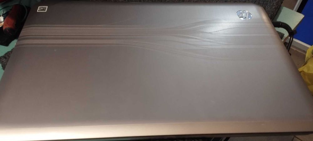 Ноутбук HP DV6 i5-430/DDRIII 4Gb/HDD 320 Gb/video Ati 5670 -1Gb