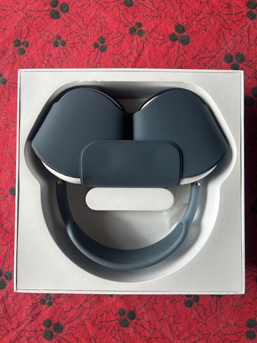 Airpods max semi novo