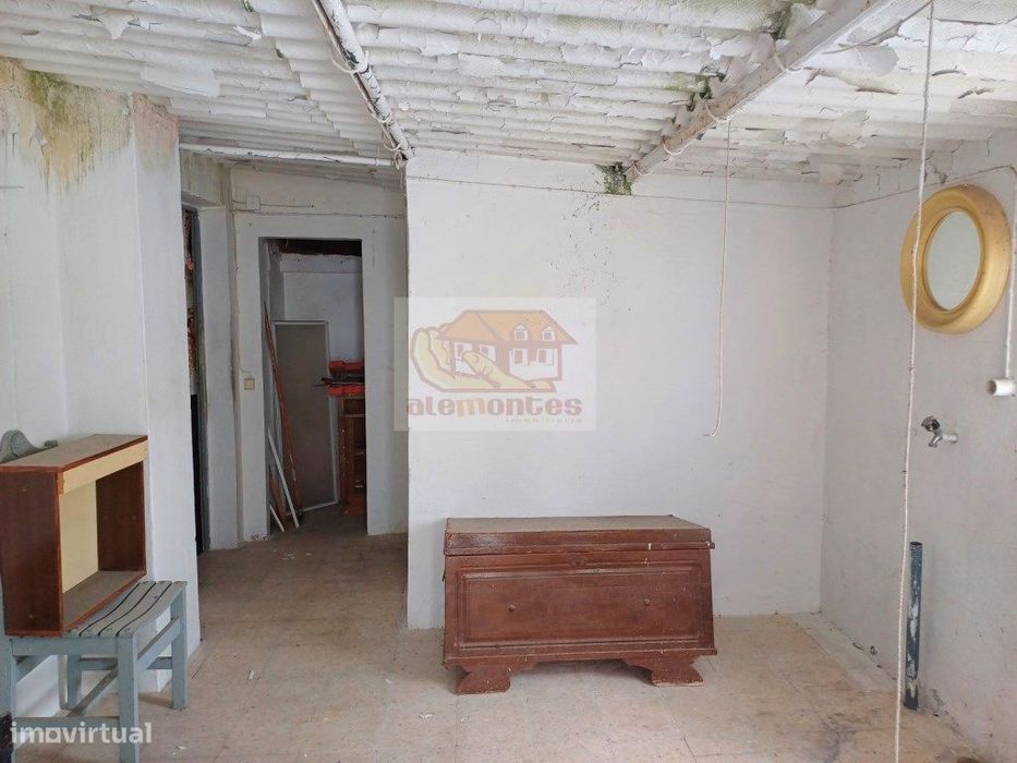 Casa para recuperar - 5 minutos a pé do centro de Alcácer do Sal