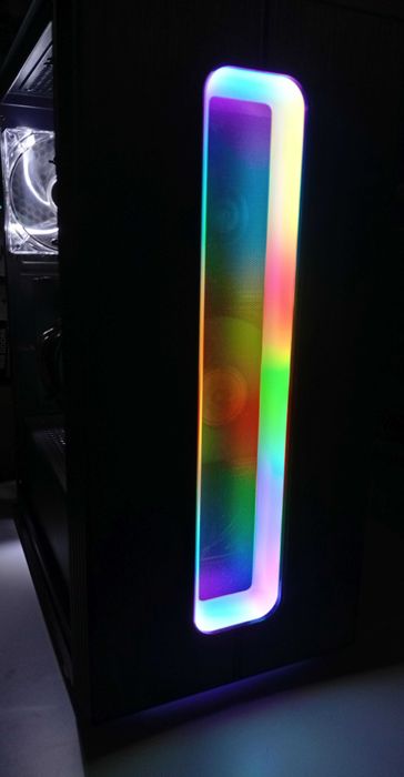 do GIER: i5 - 10400f -6-rdzeni, Radeon 8 GB, 16GB DDR4 dual, m.2. NVMe