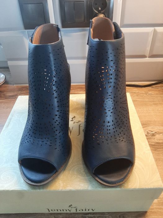 Sandały damskie botki Jenny Fairy roz. 40 Stan bdb
