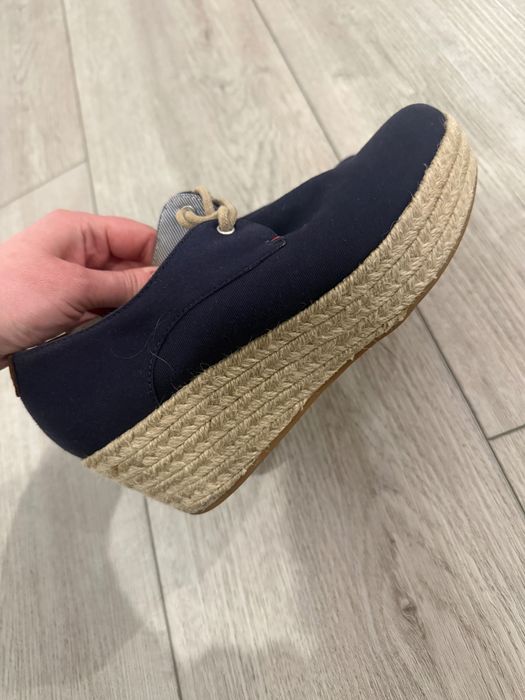 Buty na koturnie Tommy Hilfiger r.37