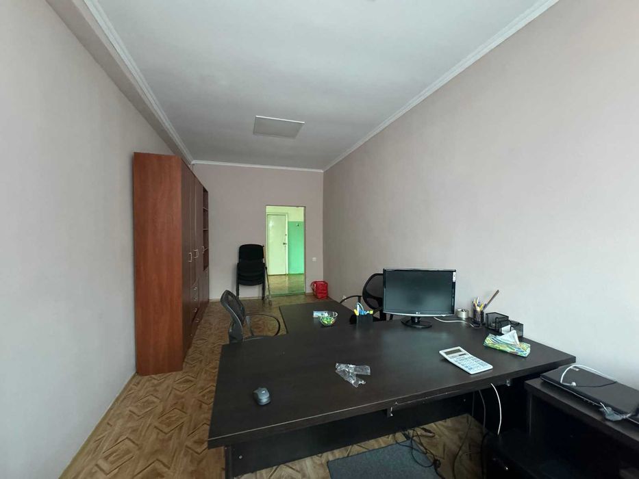 Оренда комерційної нерухомості офіс