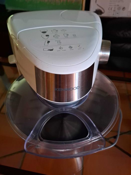 Batedeira multifuncoes Semi-Nova