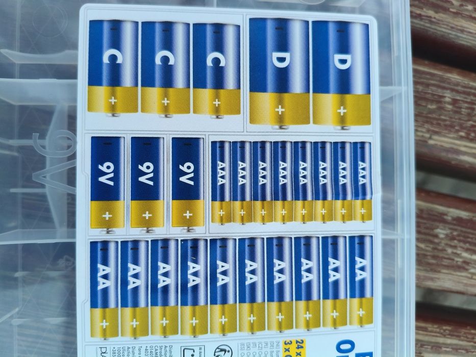 Organizer na baterie, pojemnik na baterie