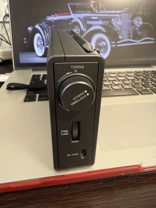 Багатохвильовий радіоприймач (радіосканер) XHDATA D-808