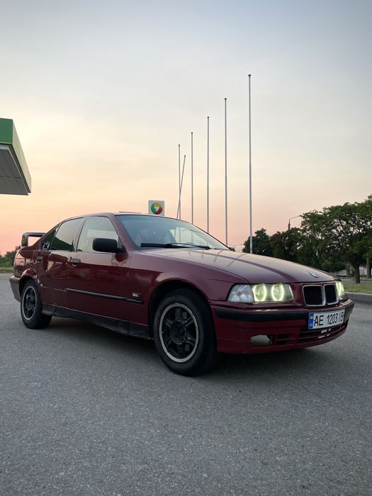 Bmw e36 1.8 бензин