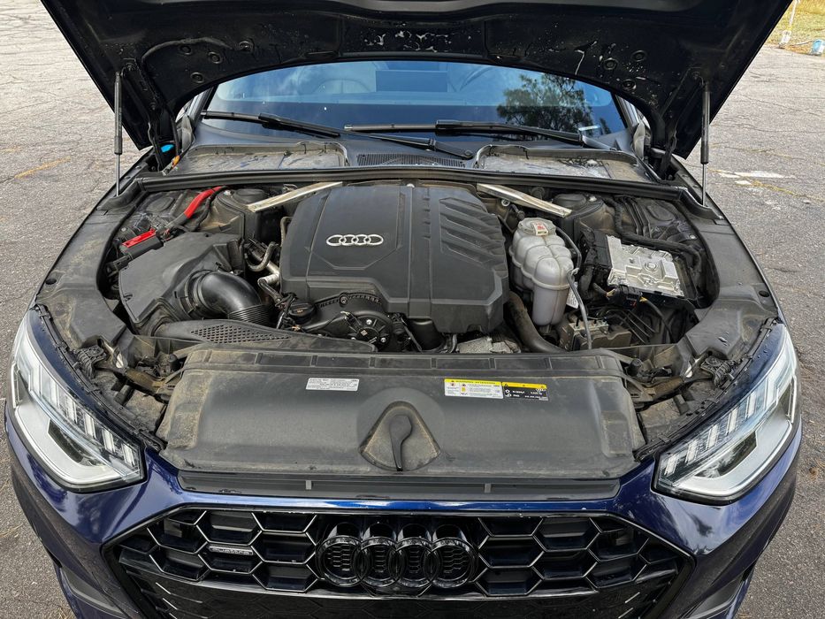Ауди а4 2021.  B9/8W (FL)  •  45 TFSI Tiptronic (265 к.с.) MHEV Quattro