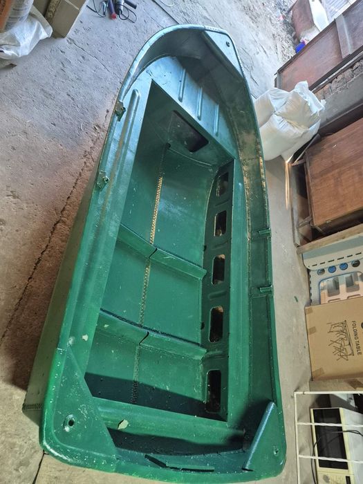 Алюмінієва лодка