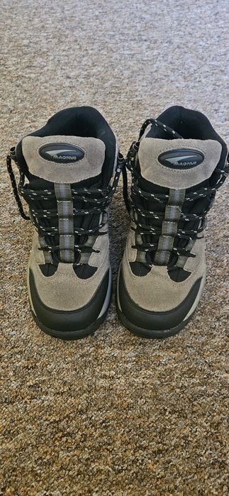 Sprzedam buty Trekkingowe Nr 3.8  Odbior osobisty