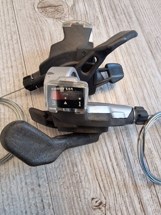 Manetki przerzutki Sram Via Impulse Technology 3×8