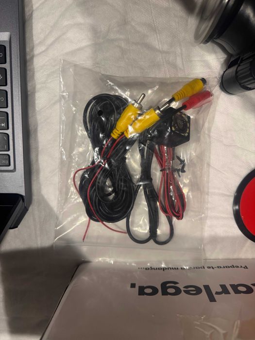 Carlega (AndroidAuto/Carplay portátil)