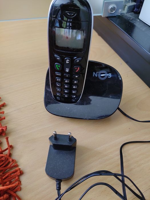 Phones with defects64737773972097120