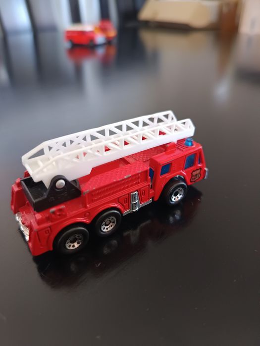 Mix modeli Matchbox 4szt
