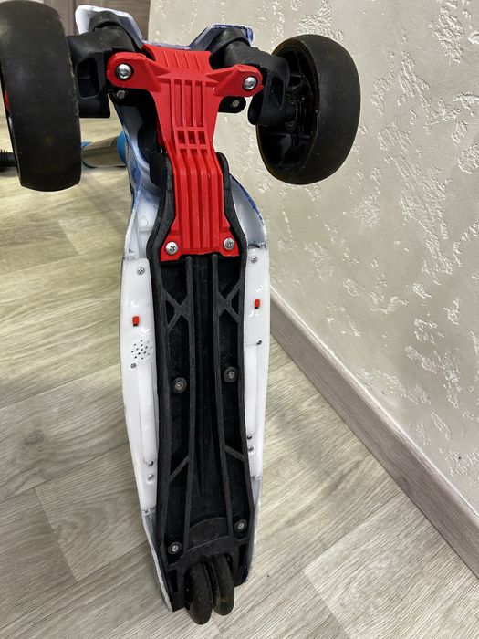 Самокат для хлопчика