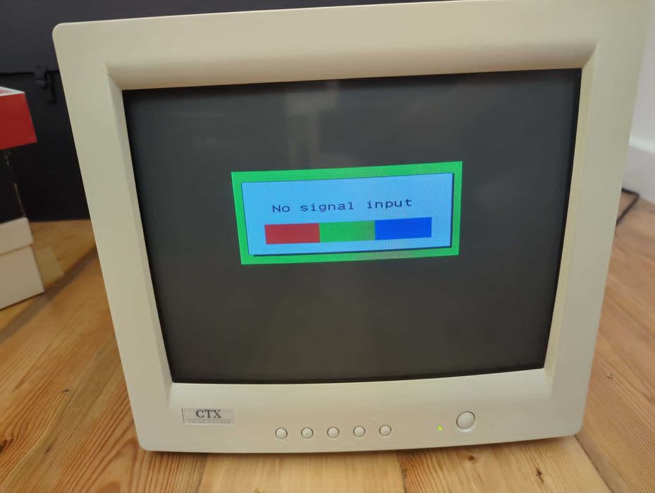 Monitor CRT CTX VL500 sprawny