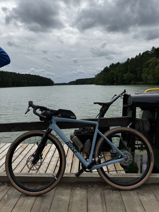 Rose backroad 57 karbon fizik PPF tubeless kier. karbon ritchey