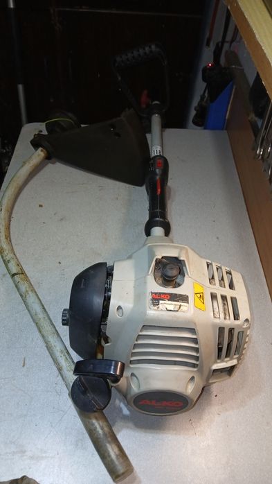 Kosa - podkaszarka spalinowa AL-KO BC250   3w1