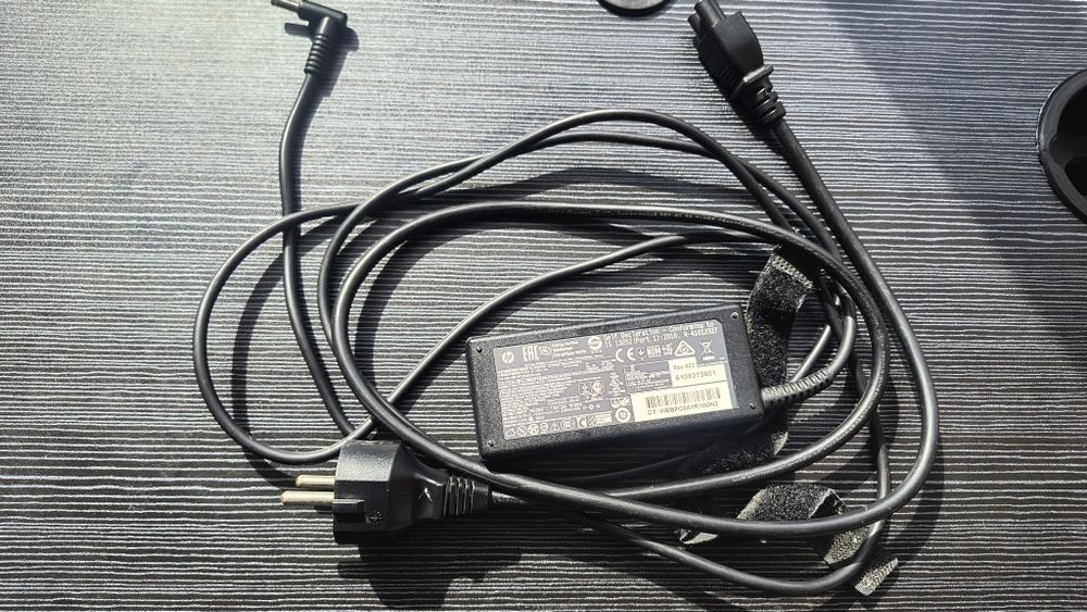 Зарядний пристрій, блок живлення, зарядка HP 65W
