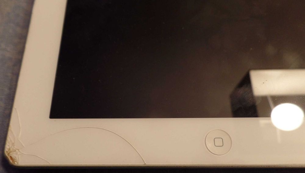 IPad A1460 com Cellular com Danos (C8)64737978593666124