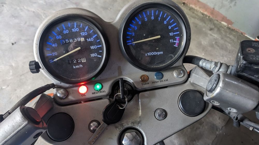 Suzuki GS400E стрит, торг минимальный