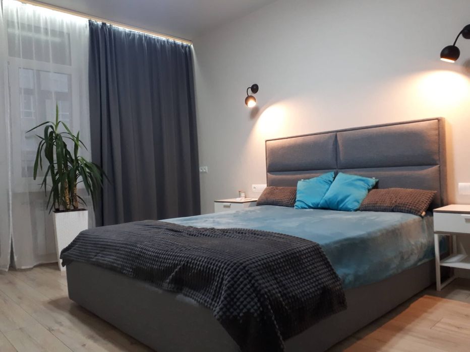 Оренда  ЖК "Династія" власник 2х кімнатна 23/26 поверх. 54 м2.
вул. Ва