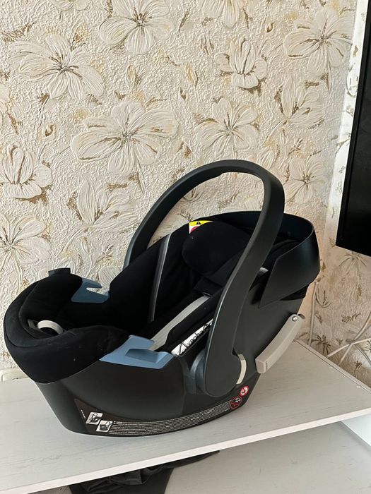 Автокрісло Cybex aton 5