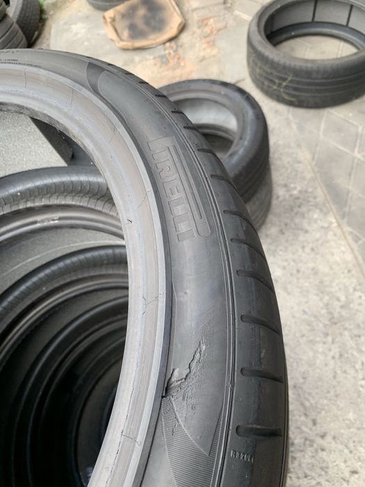 255/40R21 Pirelli
