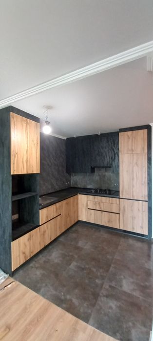 Кухні на замовлення