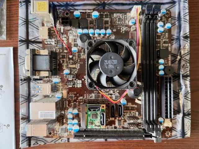 Placa-mãe MSI AM1I + Athlon 5150 + Radeon R364752119967747121