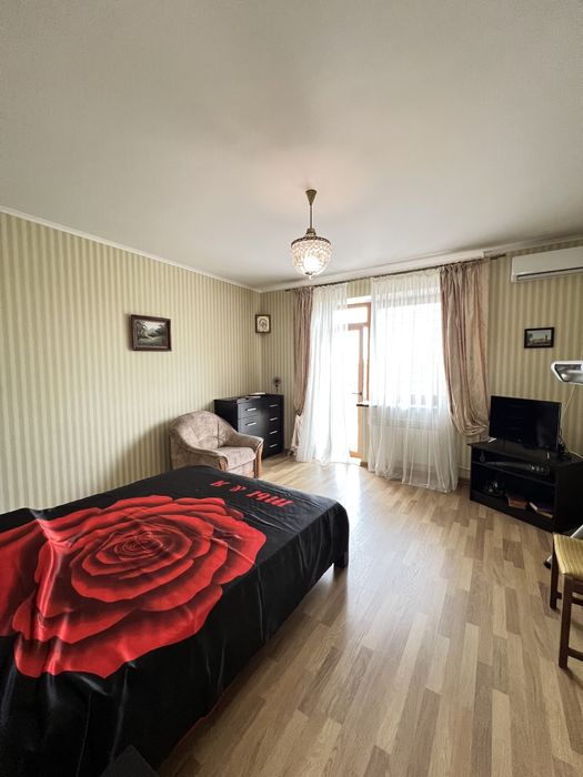 Капитальный дом у моря в курортном районе ОДЕССЫ!