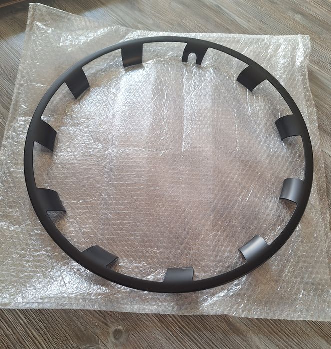 Nowe nakładki felgi Tesla Y Performance uberturbine 21-  4 sztuki