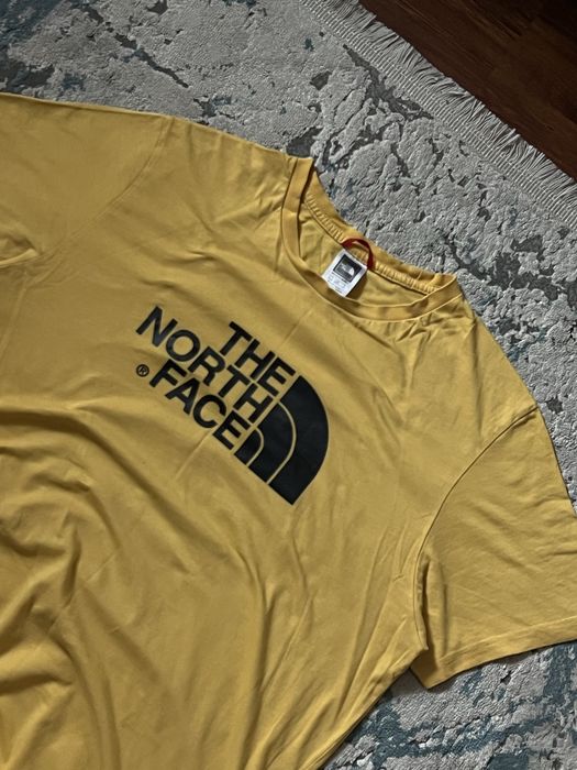 Футблока The North Face